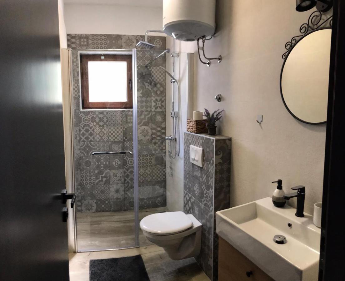 Apartmani Rina Donja Jagodnja Exterior photo